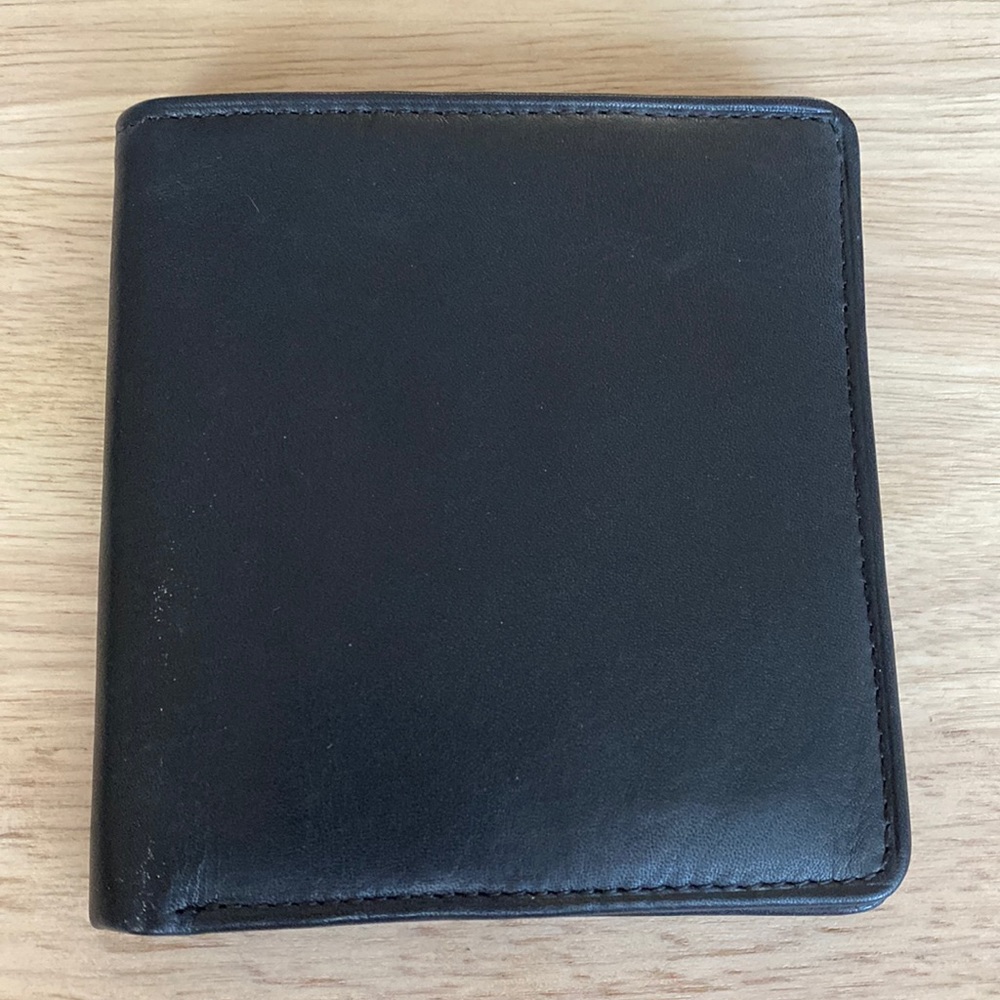 Black V Bifold Wallet